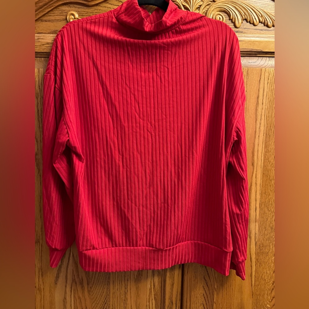Woman’s SHEIN Size 0XL Red Turtleneck